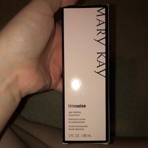 Mary Kay Time Wise moisturizer